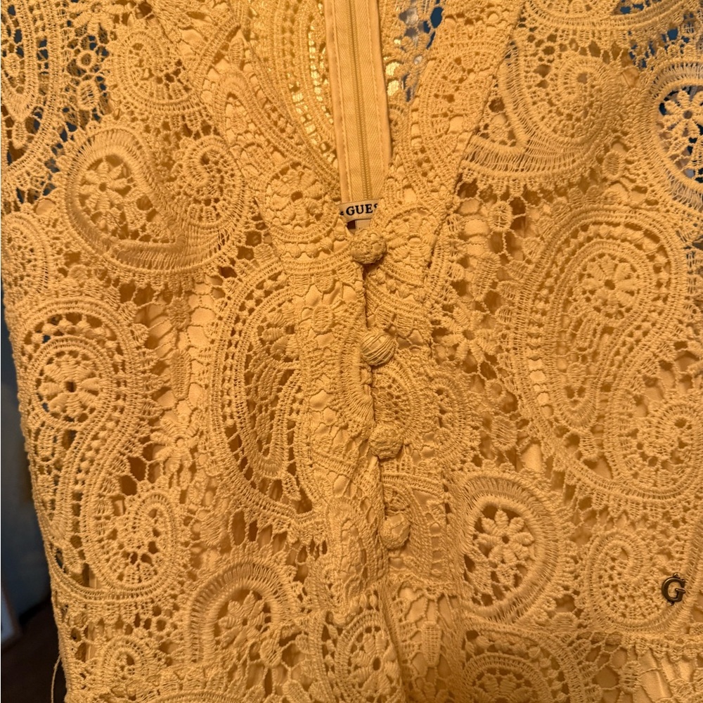 NWOT Guess Crochet Lace Dress in Cream - Picture 9 of 10